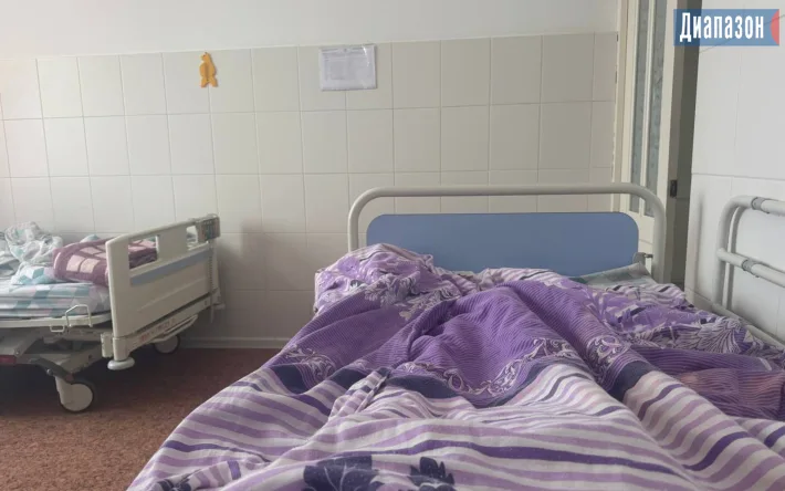 Беременная женщина в критическом состоянии после падения вышки: последствия для матери и ребенка вызывают серьезные опасения Актобе