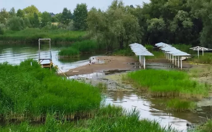 Жара в городе: купаться негде, всё за забором Актобе
