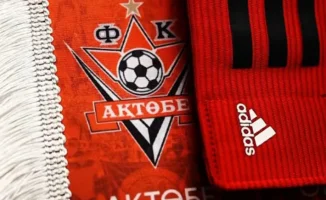 Матч между командами «Актобе» и «Ордабасы» был перенесен из-за выборов в Курултай, что вызвало обсуждения среди поклонников и специалистов. Решение о переносе игры шокировало некоторых фанатов, которые ожидали увидеть встречу команд в запланированное врем